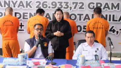Polda Riau berikan keterangan pers.