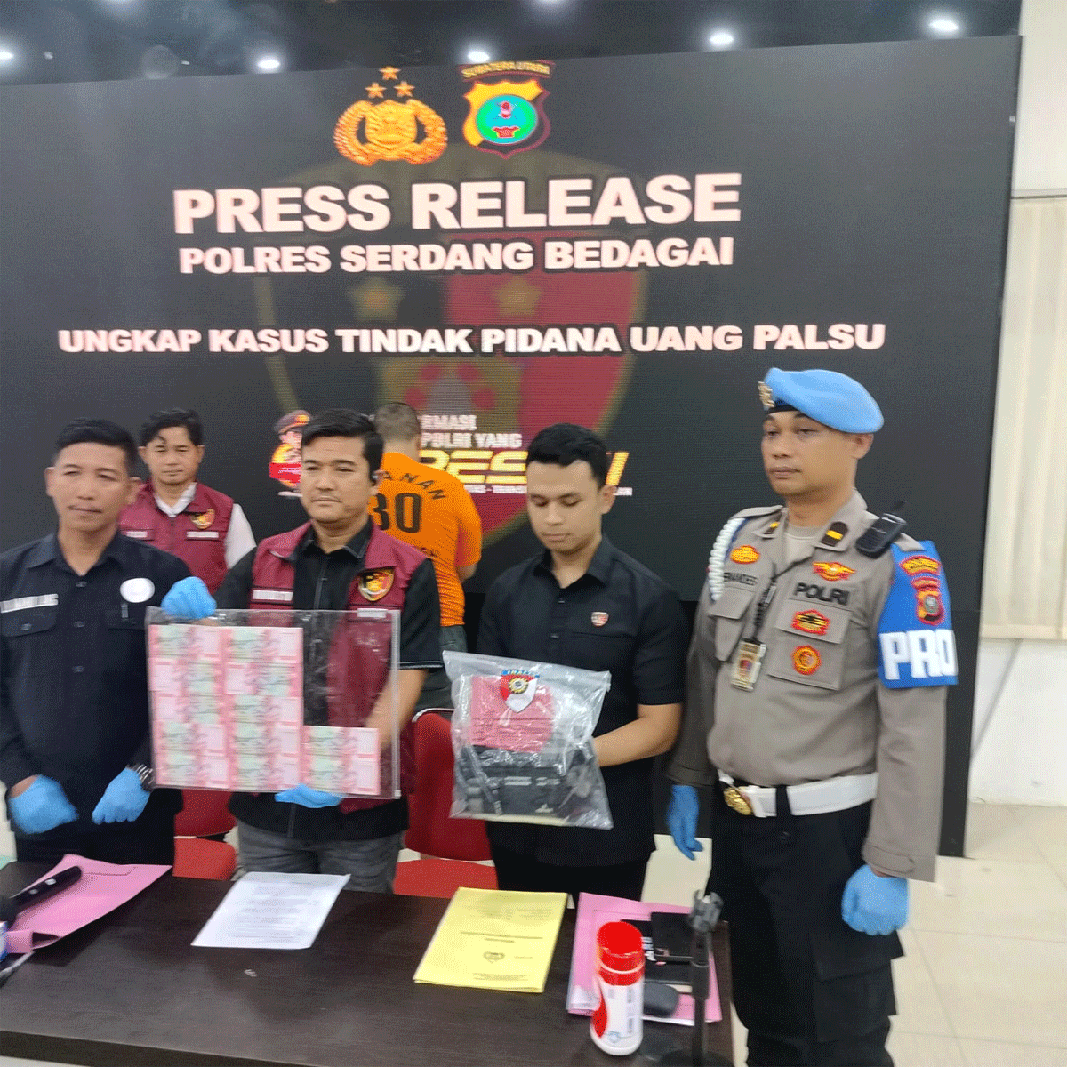 Satuan Reserse Kriminal (Sat Reskrim) Polres Serdang Bedagai berhasil mengungkap kasus dugaan tindak pidana kepemilikan dan peredaran uang palsu di wilayah Kecamatan Sei Bamban.