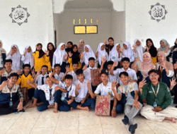 Mini Clash of Champion, Cara Seru Mahasiswa KKN Unand Asah Logika dan Kekompakan Siswa SMPN 3 Sungayang
