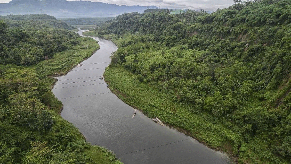 Ilustrasi aliran sungai. (detikcom)