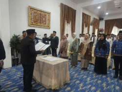 Bupati Tanah Datar Lantik Enam Pejabat, Ini Nama-namanya