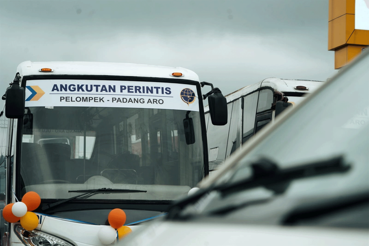Bus Damri yang beroperasi di Solok Selatan.