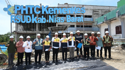 Foto bersama di RSUD Nias Barat.