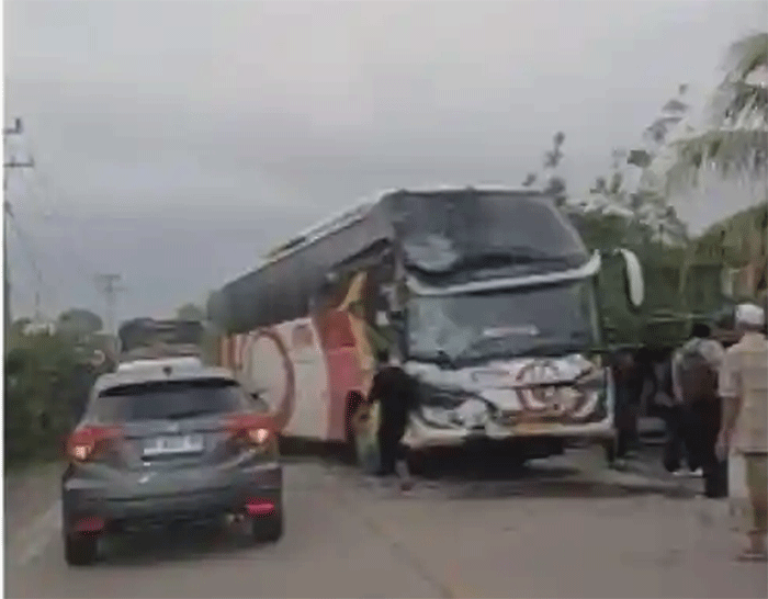 Bus yang kecelakaan di Batanghari, Jambi. (Tribunnews)