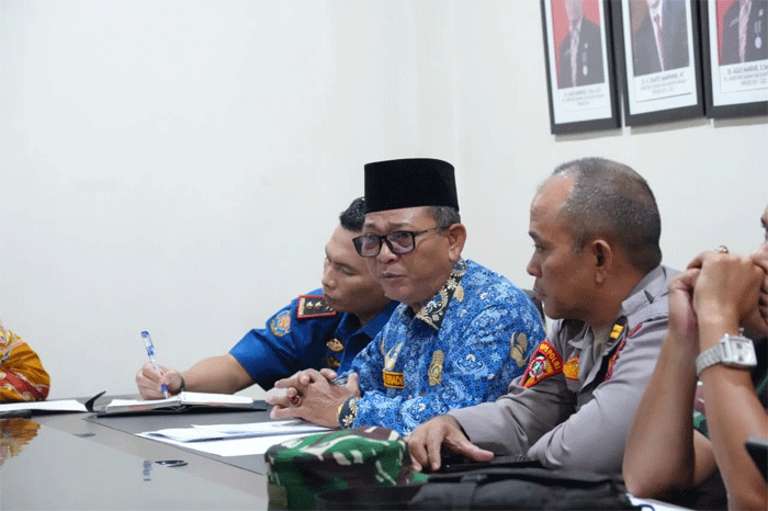 Rapat persiapan malam takbiran dan Salat Idul Fitri di Pemkab Kuansing.