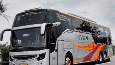 Salah stau armada bus Miyor.