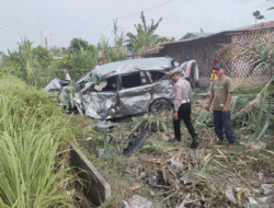 Mobil Tertabrak KA Sribilah Utama, Satu Orang Luka-Luka