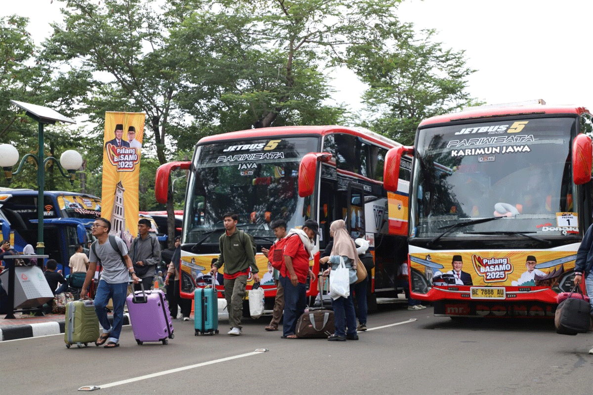 Bus Pulang Basamo 2026 dilepas dari Jakarta menuju Sumbar