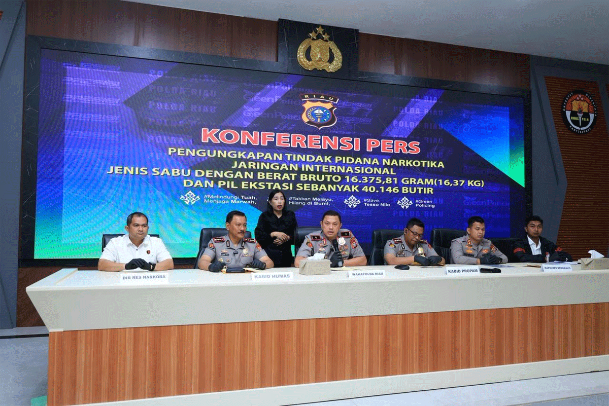Jumpa pers Polda Riau