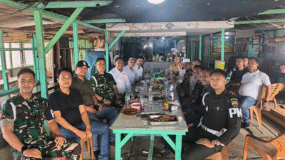 Dansub Denpom I/5-1 Belawan Lettu Cpm Pebruari P. Tobing silaturahim dengan ketua dan pengurus KBB (Kolaborasi Belawan Berkah) yang dipimpin Ustad Zakaria Yusuf.