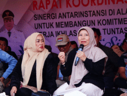 Pilih Rakor di Alam Terbuka Ketimbang di Hotel, Bupati Tanah Datar Bilang Begini