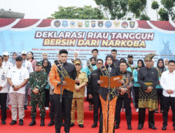 Perkuat Sinergi Menuju Riau Bersih Narkoba, Apel Kesiapan Satgas Anti Narkoba Digelar di Halaman Kantor Gubernur