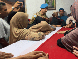Tangis Pecah Sambut Kepulangan Pahlawan Perdamaian dari Lebanon di Rumah Duka
