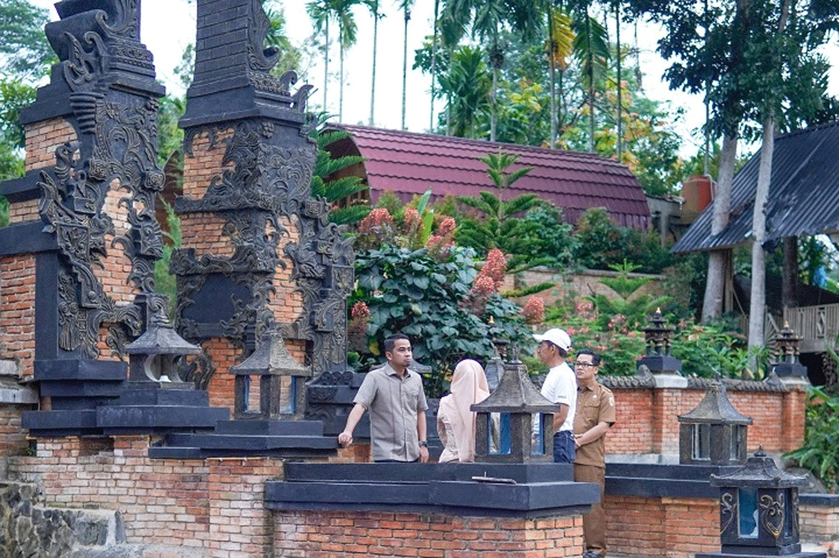 Restoran dengan khas Bali di Kota Solok