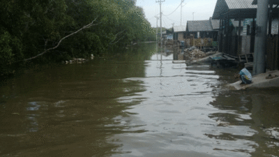 Daerah yang dilanda banjir rob.