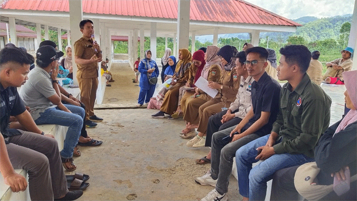 Sosialisasi pada pedagang pasar di Solok Selatan
