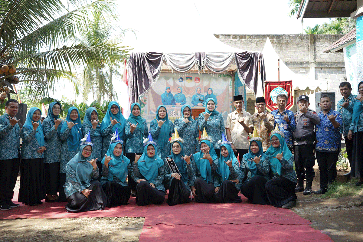 Foto bersama setelah penilaian