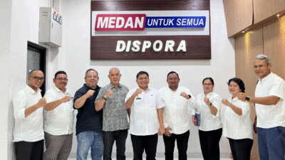 Foto bersama usai pertemuan