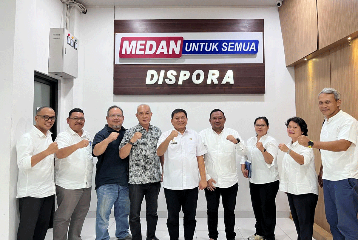 Foto bersama usai pertemuan