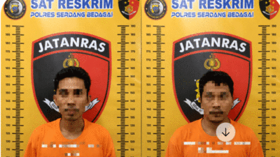 Dua tersangka yang diamankan polisi