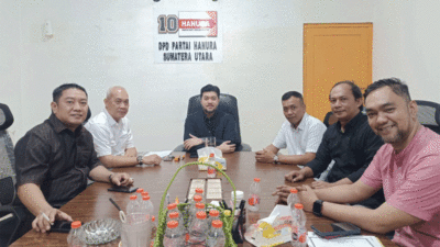 Ketua DPD Partai Hanura Sumut El Adrian Shah menerima kunjungan silaturahmi jurnalis senior Idrus Djunaidi
