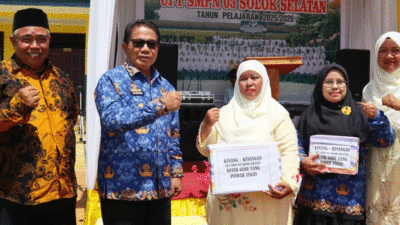 Haru dan Bahagia! 124 Siswa SMPN 03 Solok Selatan Resmi Jadi Alumni