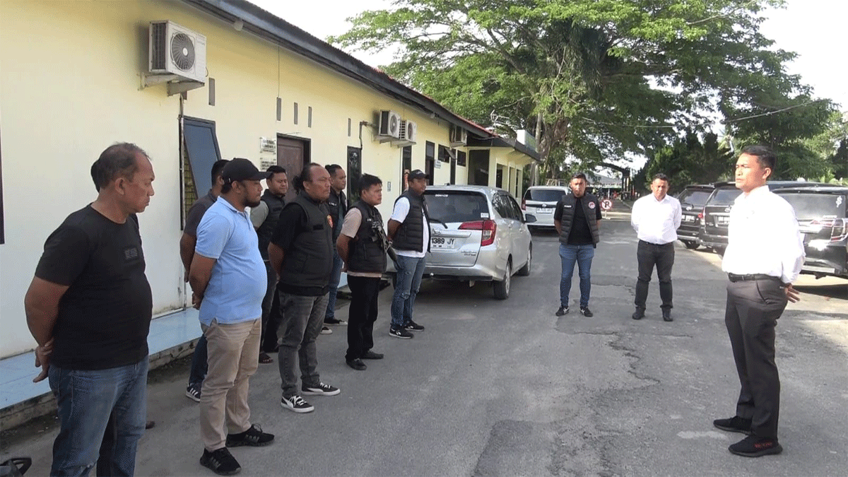 Pengarahan jelang pelaksanaan operasi.