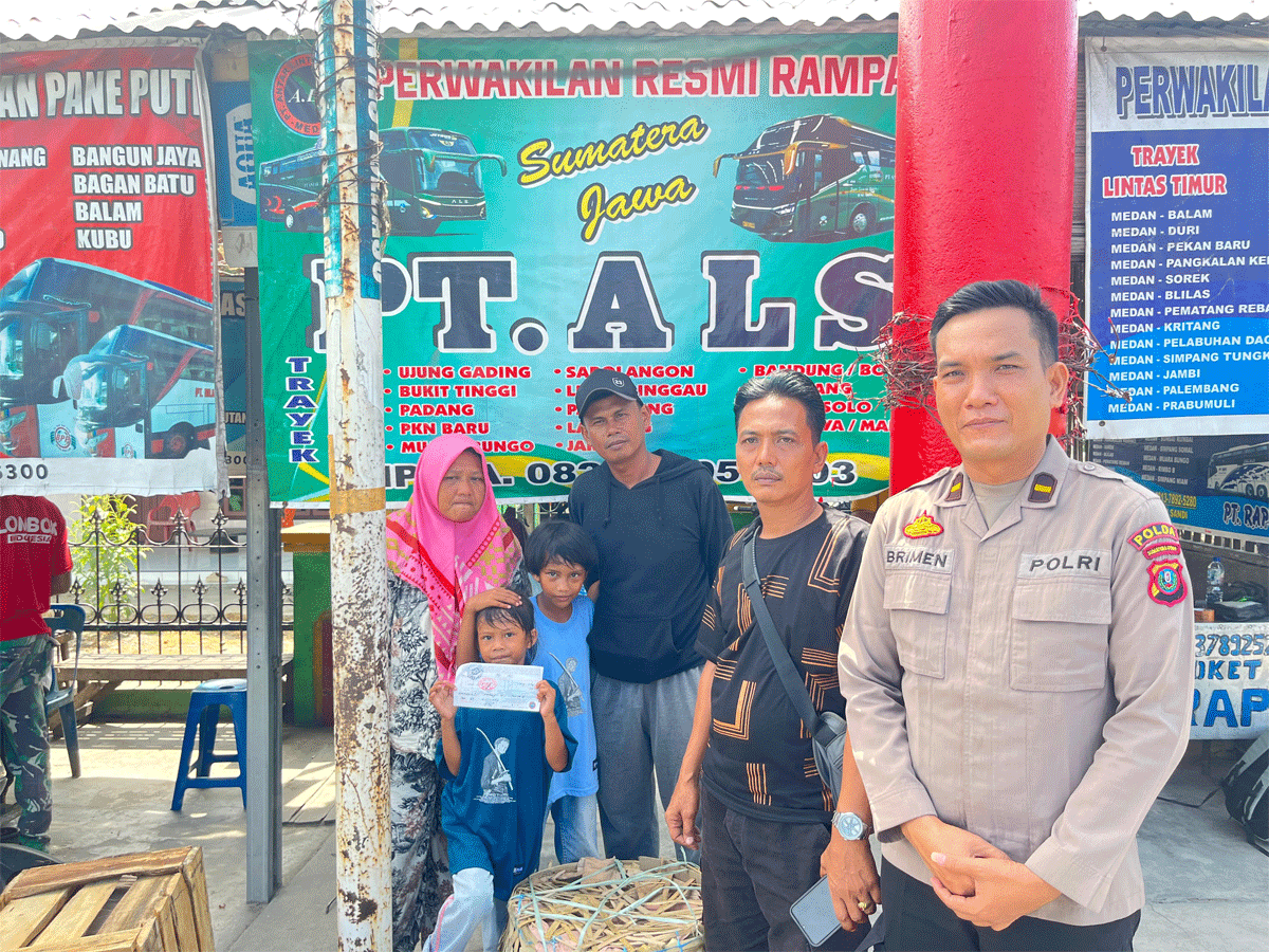 Polres Sergai Fasilitasi Pemulangan Pasutri dan Dua Anak ke Jakarta, Wujud Kepedulian Polri kepada Masyarakat
