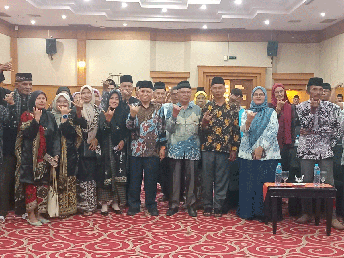 86 Pemangku Adat Solok Raya Ikuti Bimtek Peningkatan Kapasitas di Padang