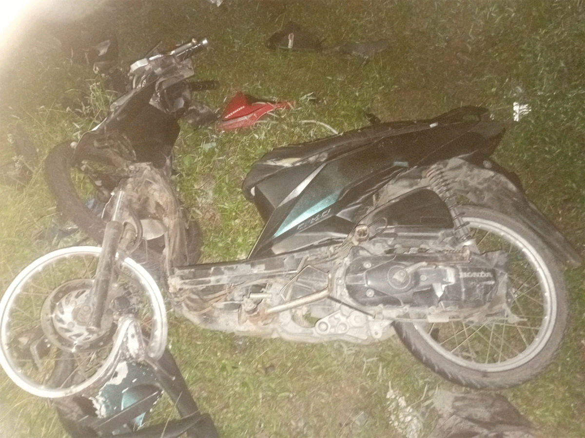 Motor yang terlibat kecelakaan.