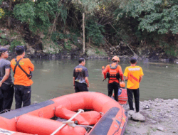 Diduga Gara-gara Kejar Sendalnya Hanyut, Seorang Bocah Tenggelam di Sungai