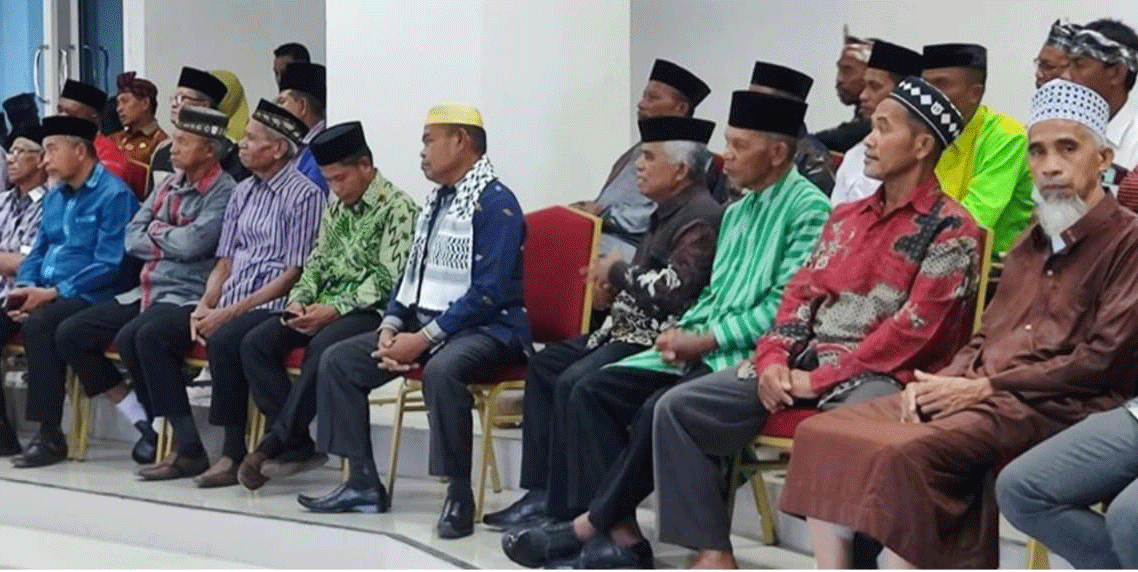 Tokoh agama dan imam masjid di Buton Tengah
