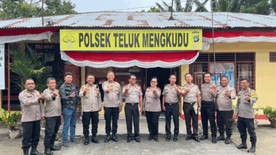 Sambut HUT Bhayangkara ke-80, Polres Sergai Tinjau Kebersihan dan Kesiapan Mako Polsek Jajaran 8 Foto bersama di Mapolsek
