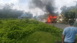 Akibat Sengketa Lahan, 27 Unit Motor dan Sebuah Truk Dibakar Massa