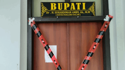 Ruang kerja bupati yang disegel KPK.