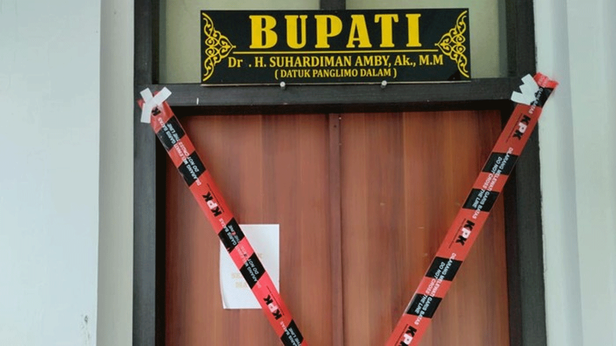 Ruang kerja bupati yang disegel KPK.
