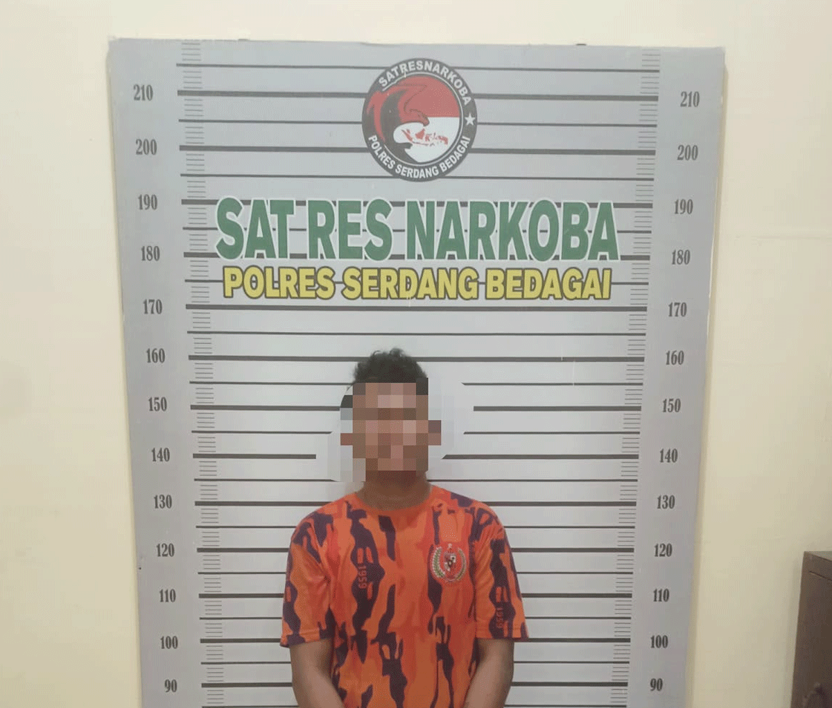 Polres Sergai Gerebek Sarang Narkoba di Perbaungan, Seorang Pengedar Diamankan 1 Tersangka yang diamankan polisi