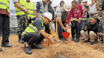 Bupati Dedy Putra letakan batu pertama pembangunan Kantor Imigrasi Kelas III Non TPI Bungo di Jalan R.M. Thaher, Kamis (30/7/2026).