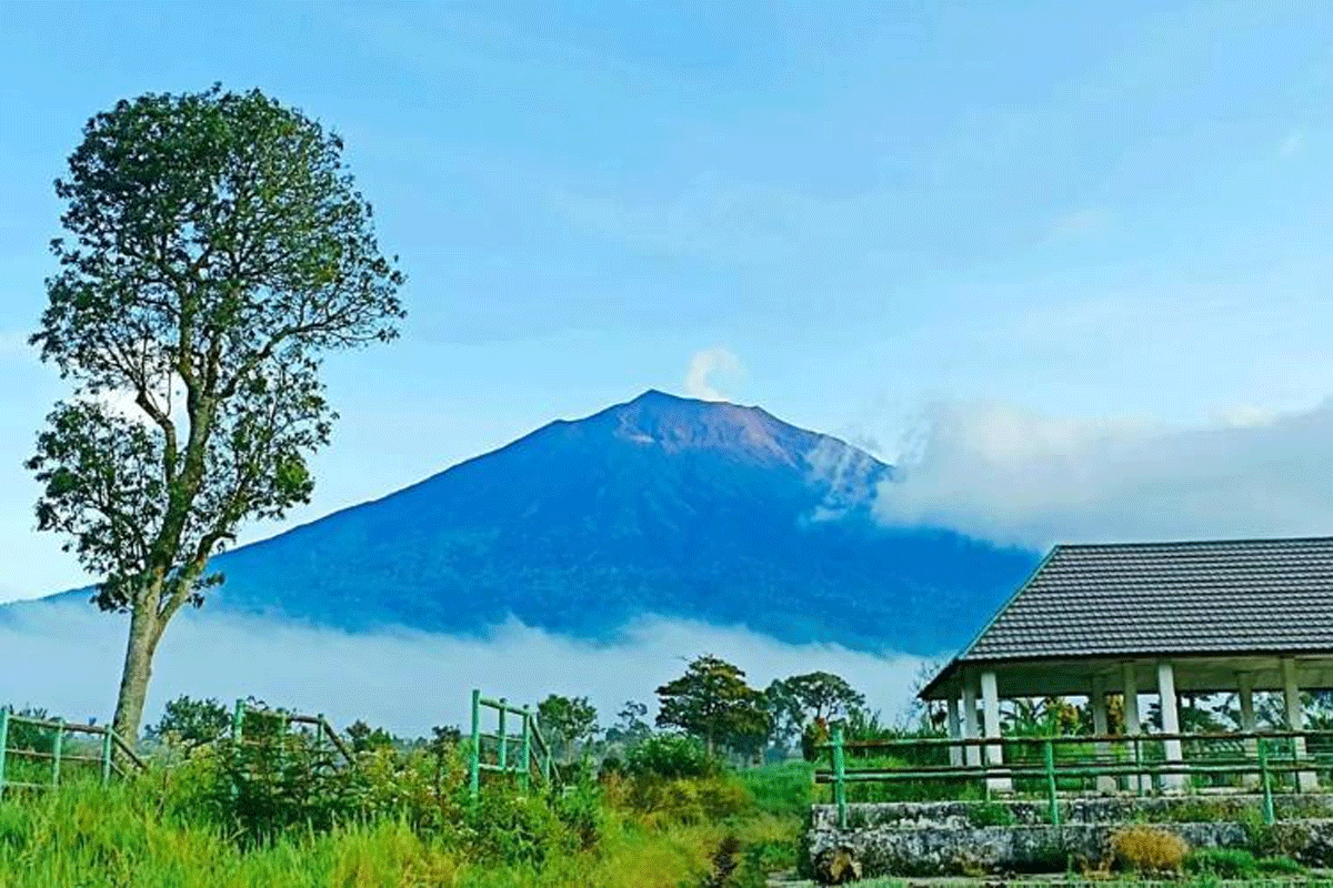Resmi Teken Kerja Sama, Jalur Pendakian Gunung Kerinci via Solok Selatan Siap Jadi Magnet Wisata Baru 1 Gunung Kerinci