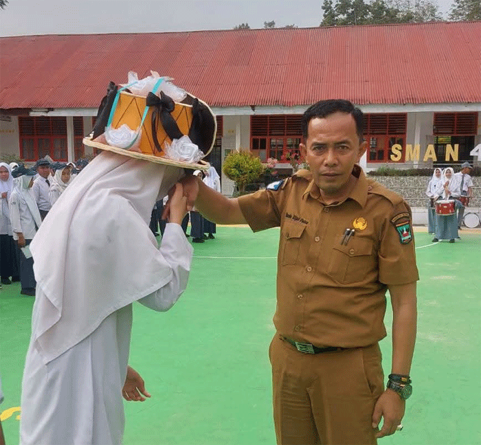 Akmalu Rijal Putra Pastikan MPLS Ramah Anak di SMAN 4 Solok Selatan Berjalan Aman dan Bebas Perundungan