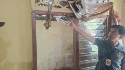 Polsek Muaro Kalaban dan Tim Inafis Polres Sawahlunto Gerak Cepat Tangani Temuan Pria Meninggal Gantung Diri di Muaro Kalaban 10 Petugas lakukan olah TKP