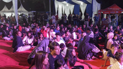 Nonton bareng di Padang