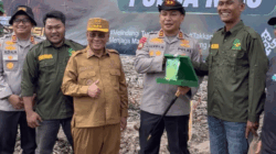 Hari Mangrove Sedunia, Yayasan Generasi Hijau Beri Penghargaan kepada Kapolda Riau