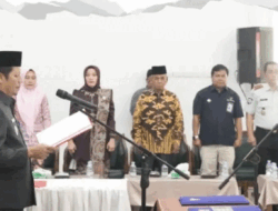 Dilantik Jadi Pj Sekda Kuansing, Muradi Langsung Teken Pakta Integritas dan Siap Jalankan Amanah