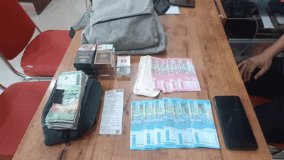 Barang bukti uang palsu yang diamankan polisi
