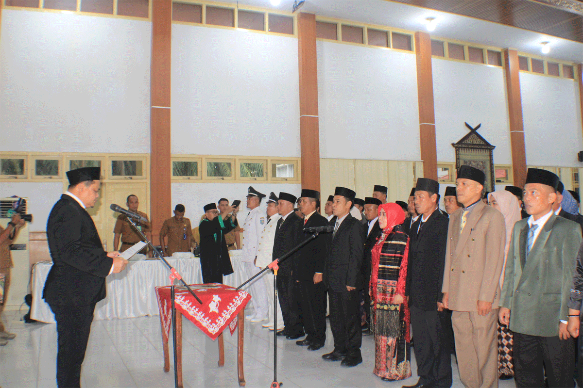 Wabup Bungo lantik pejabat. (bungokab.go.id)