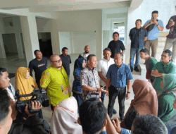Pembangunan Pasar Bawah Tak Kunjung Tuntas, Wali Kota Pekanbaru Kecewa