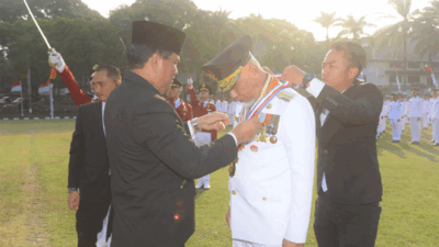 Gubernur Mahyeldi Raih Penghargaan Kartika Pamong Praja Madya dari Insitut Pemerintahan Dalam Negeri