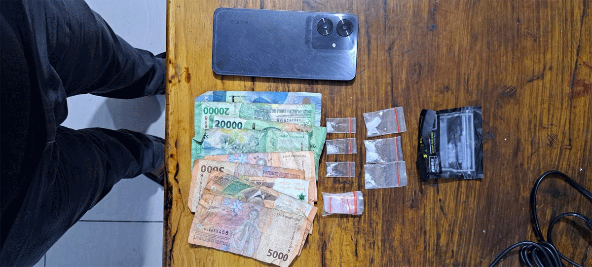 Barang bukti yang diamankan polisi
