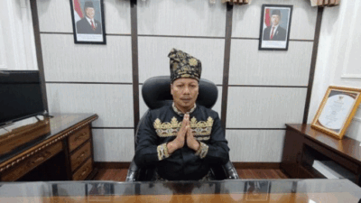 Kalau Tak Ada Tugas Mendadak, Menteri Sosial Buka Pacu Jalur 2026 di Tepian Narosa 9 Pelaksana Tugas (Plt) Bupati Kuantan Singingi, H. Muklisin